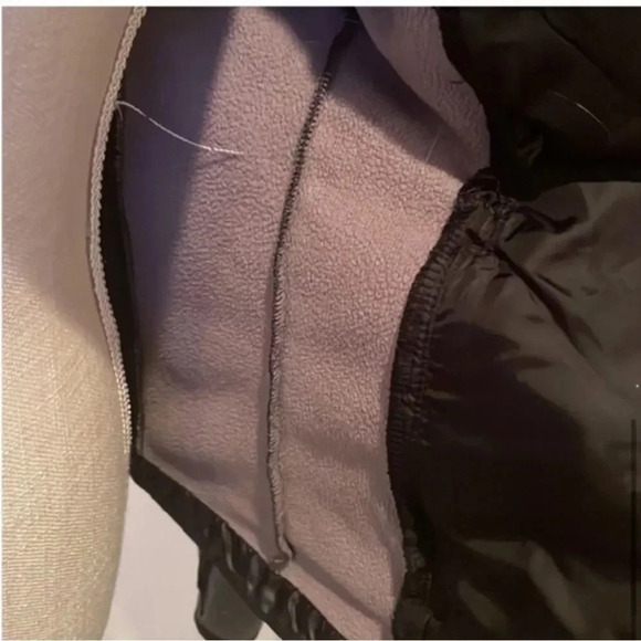 REEBOK FULL ZIP MOCK NECK QUILTED FLEECE LINED BLACK/ GREY ATHLETIC JACKET SMALL - Picture 9 of 13